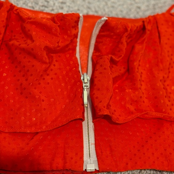JAY GODFREY Red Ruffle Crop Top SZ 0
JAYGODFREY - Picture 9 of 14